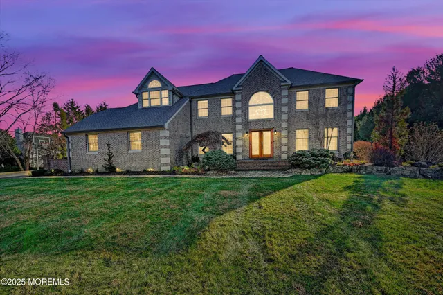 $1,050,000 | 26 Saddlebrook Road, Millstone Township, NJ 08535