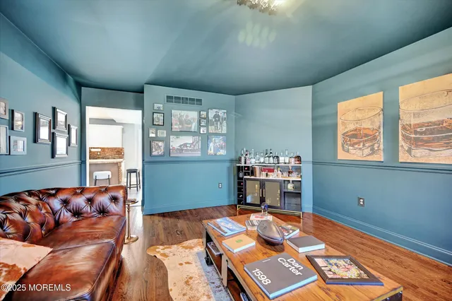 $1,050,000 | 26 Saddlebrook Road, Millstone Township, NJ 08535