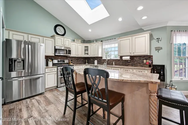 $1,050,000 | 26 Saddlebrook Road, Millstone Township, NJ 08535