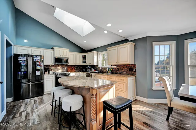 $1,050,000 | 26 Saddlebrook Road, Millstone Township, NJ 08535