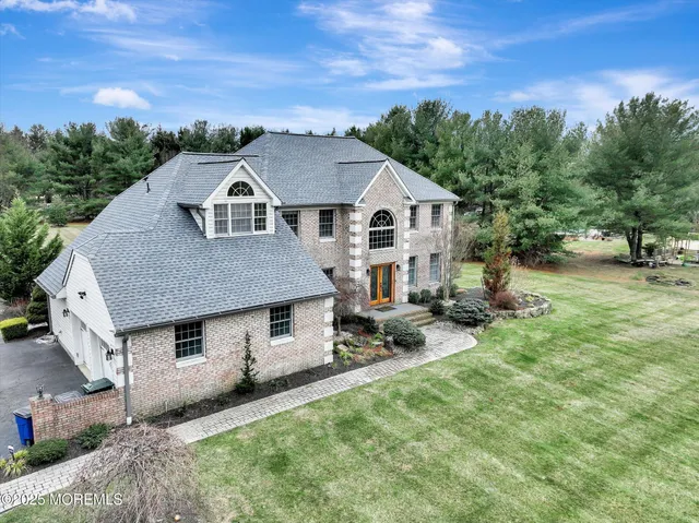 $1,050,000 | 26 Saddlebrook Road, Millstone Township, NJ 08535