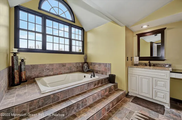 $1,050,000 | 26 Saddlebrook Road, Millstone Township, NJ 08535