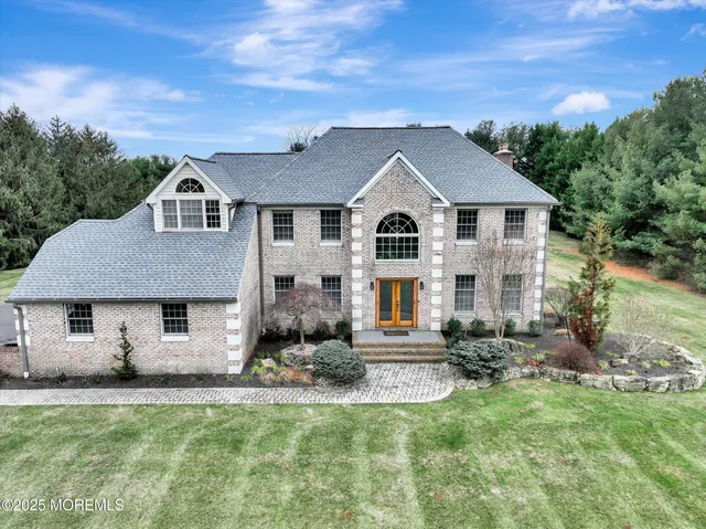 $1,050,000 | 26 Saddlebrook Road, Millstone Township, NJ 08535