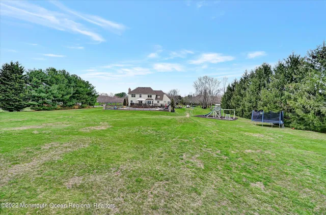 $1,050,000 | 26 Saddlebrook Road, Millstone Township, NJ 08535