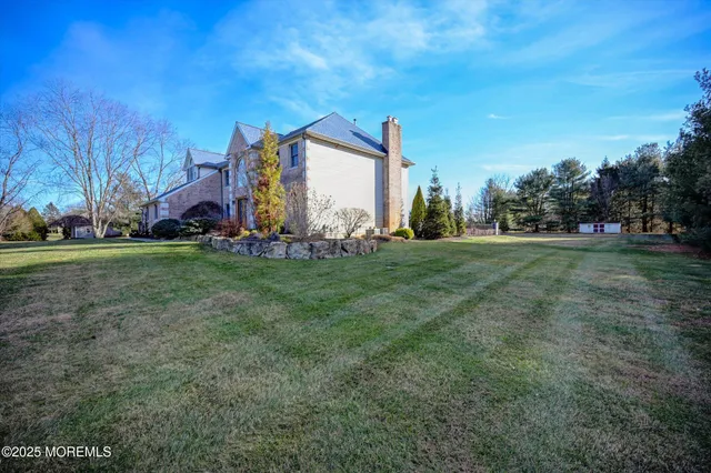 $1,050,000 | 26 Saddlebrook Road, Millstone Township, NJ 08535