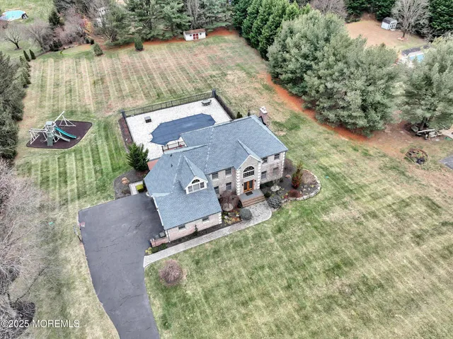 $1,050,000 | 26 Saddlebrook Road, Millstone Township, NJ 08535