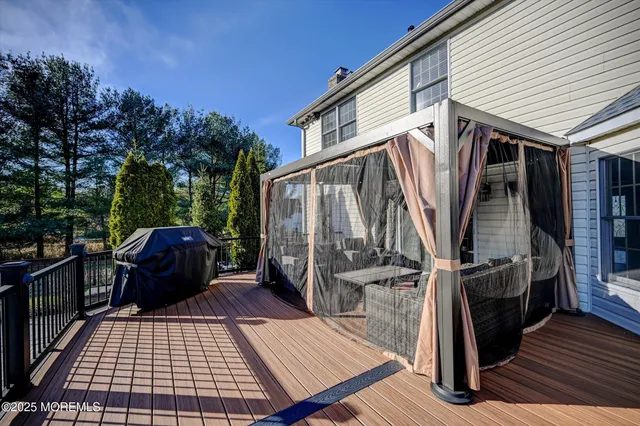 $1,050,000 | 26 Saddlebrook Road, Millstone Township, NJ 08535