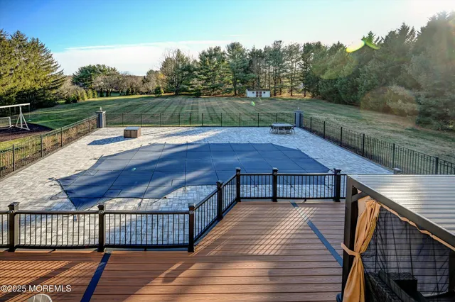 $1,050,000 | 26 Saddlebrook Road, Millstone Township, NJ 08535