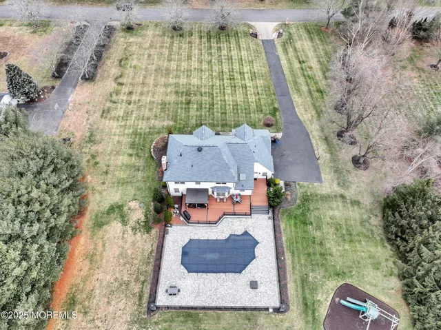 $1,050,000 | 26 Saddlebrook Road, Millstone Township, NJ 08535