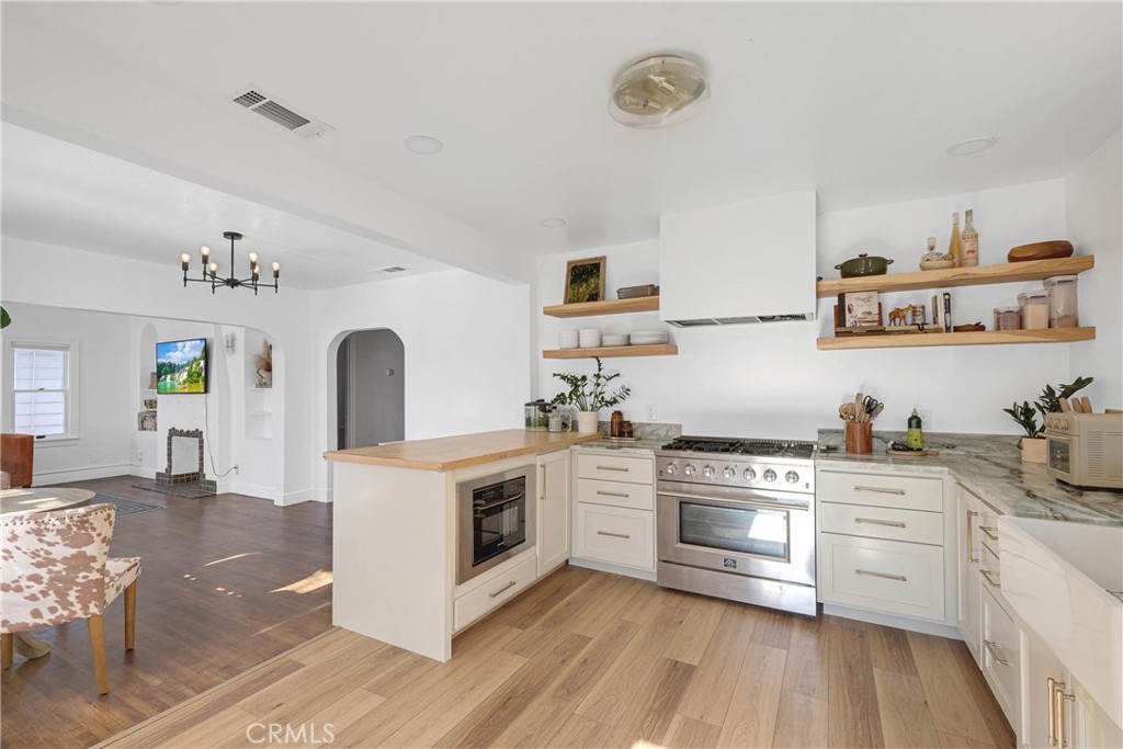 3493 Bandini Avenue Riverside, CA 92506 - Photo 11 of 35