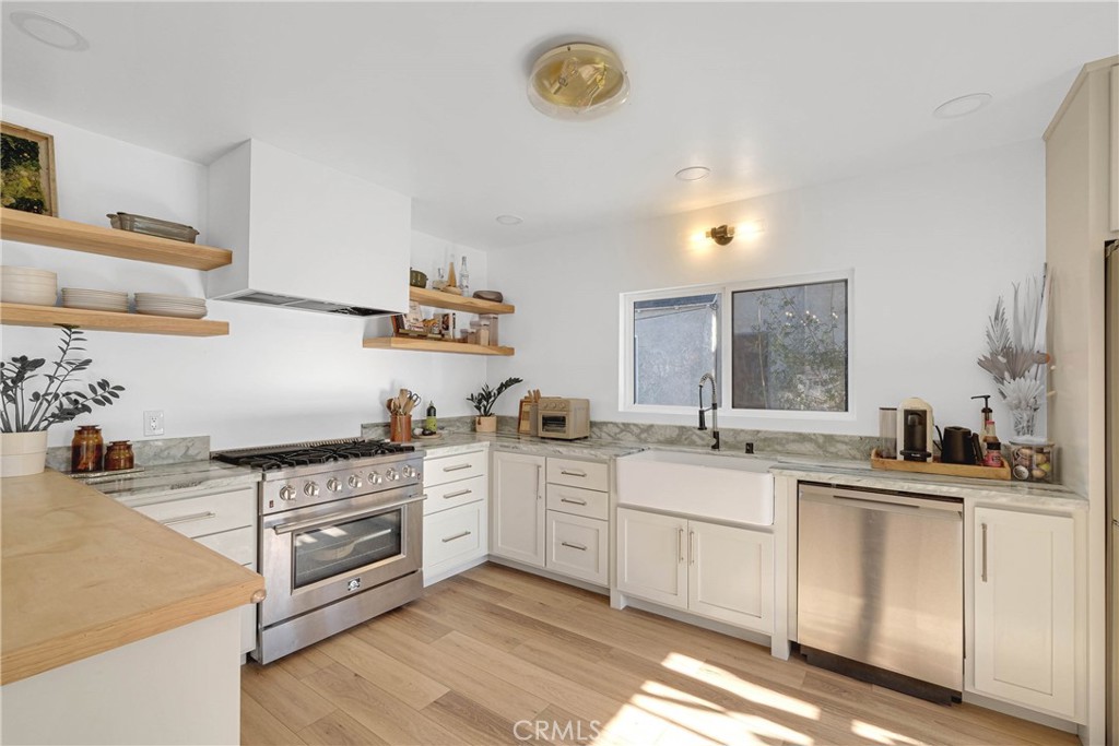 3493 Bandini Avenue Riverside, CA 92506 - Photo 14 of 35