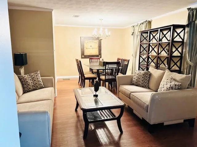 $2,350 | 4957 Avron Boulevard, Metairie, LA 70006