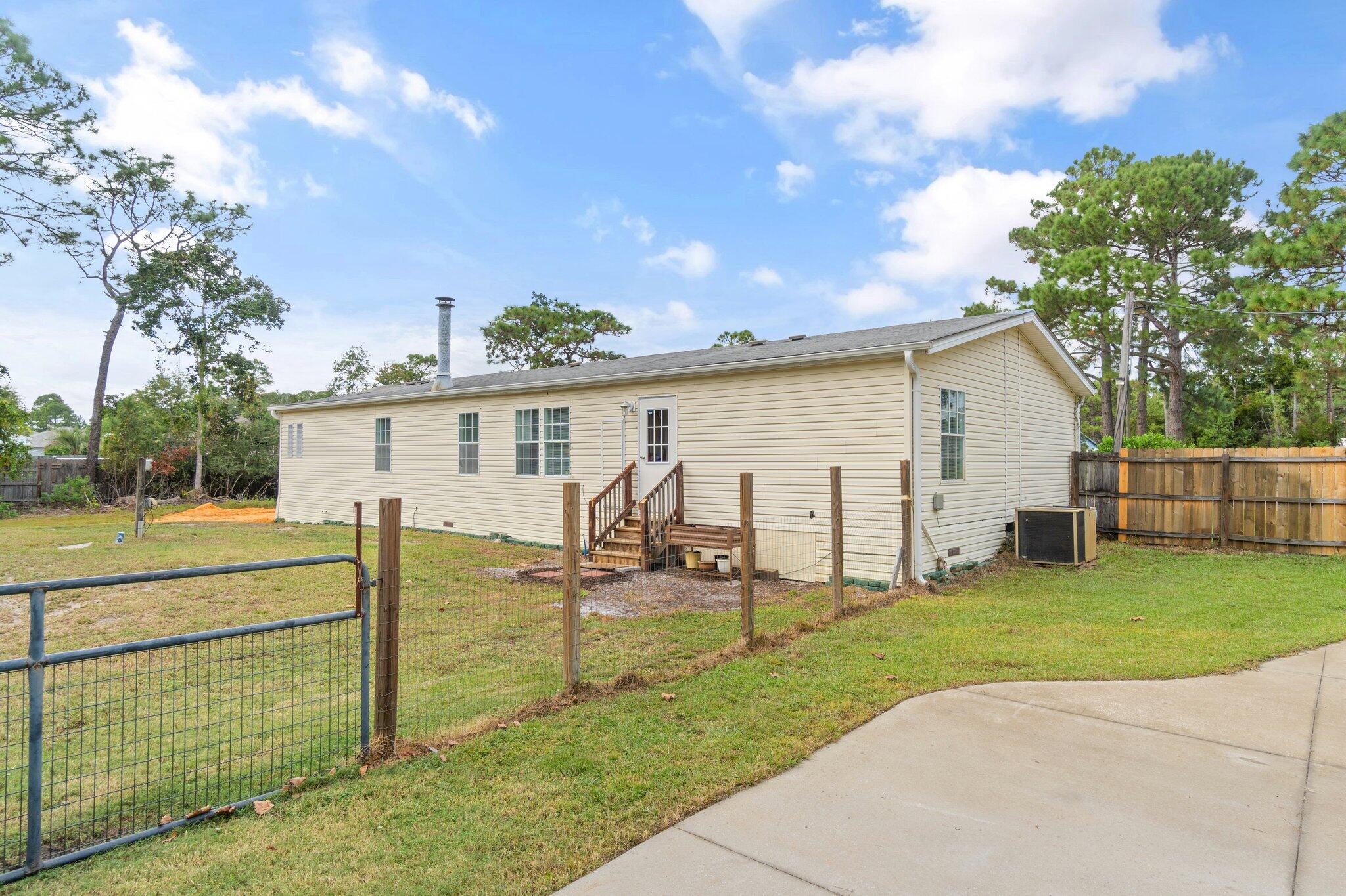9289 Ridge Road Navarre, FL 32566 - Photo 34 of 43 37-web-or-mls-9289-ridge-rd