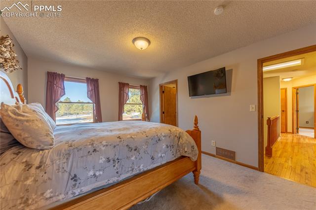 15165 Meridian Road Elbert, CO 80106 - Photo 17 of 36