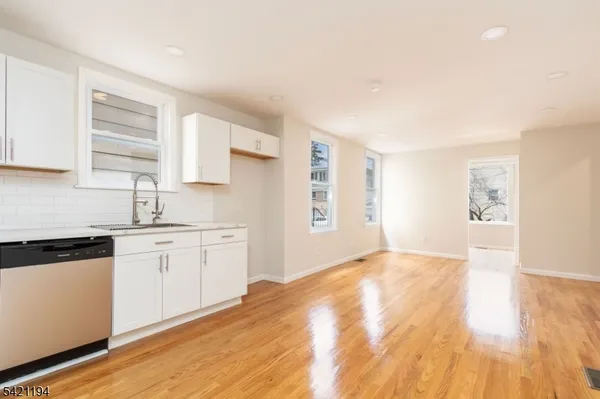 $900,000 | 43 Wolf Place, Hillside, NJ 07205