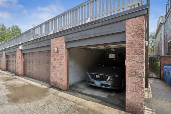$860,000 | 1720 North Orchard Street, Unit E, Chicago, IL 60614