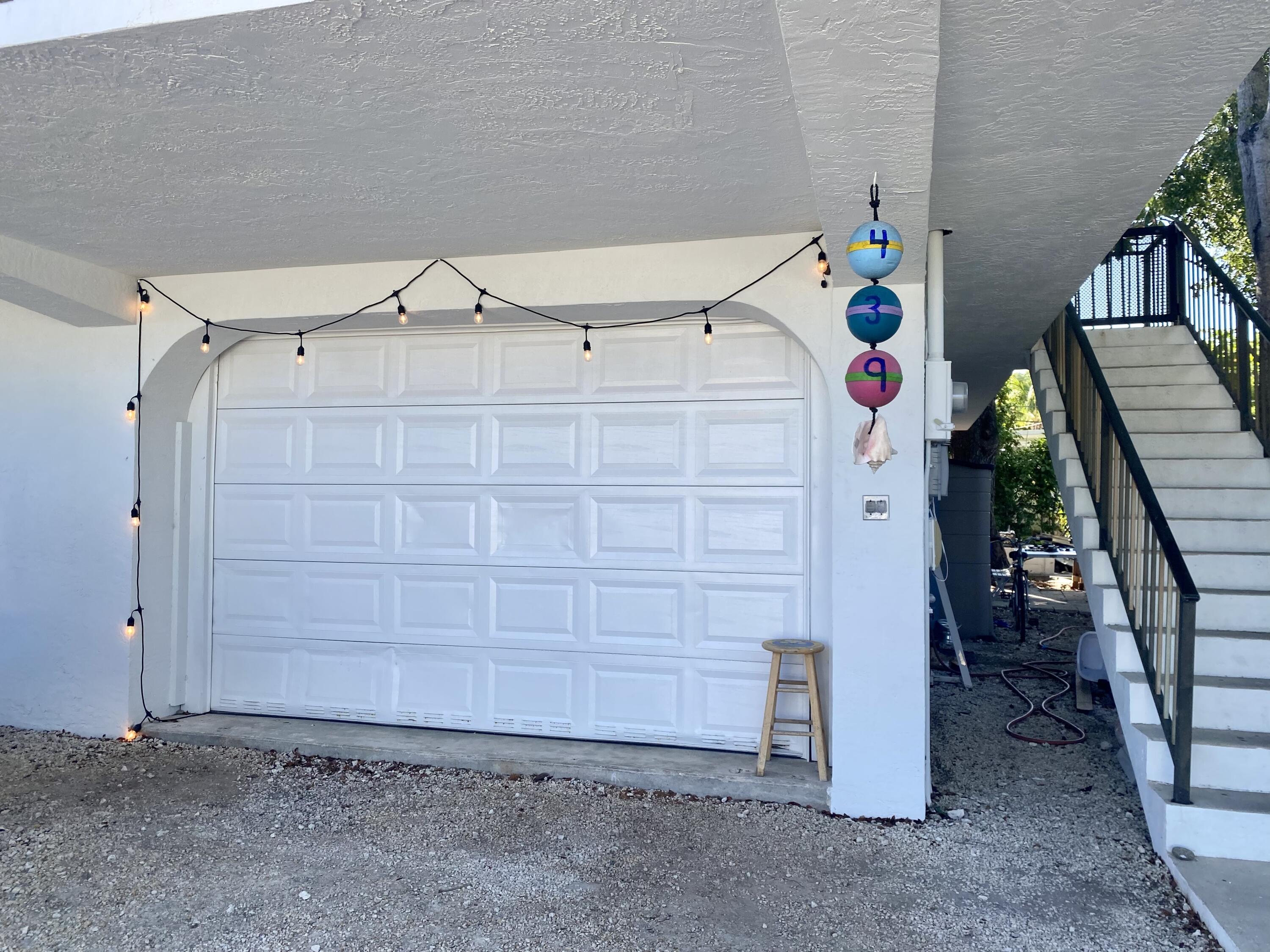 439 4th Road Key Largo, FL 33037 - Photo 2 of 16 433C5D11-7536-4924-A440-6C1BE9802CE3