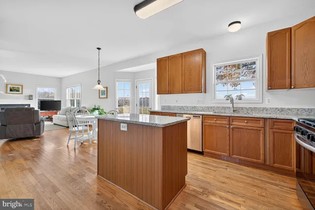 $875,000 | 12380 Mountain Road, Lovettsville, VA 20180