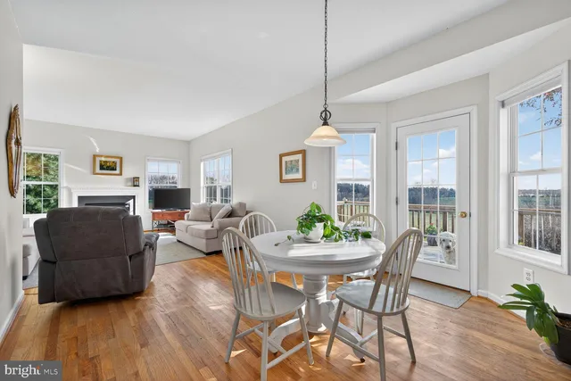 $875,000 | 12380 Mountain Road, Lovettsville, VA 20180