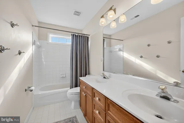 $875,000 | 12380 Mountain Road, Lovettsville, VA 20180