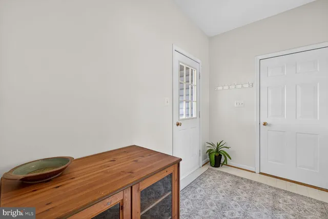 $875,000 | 12380 Mountain Road, Lovettsville, VA 20180