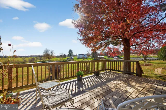 $875,000 | 12380 Mountain Road, Lovettsville, VA 20180