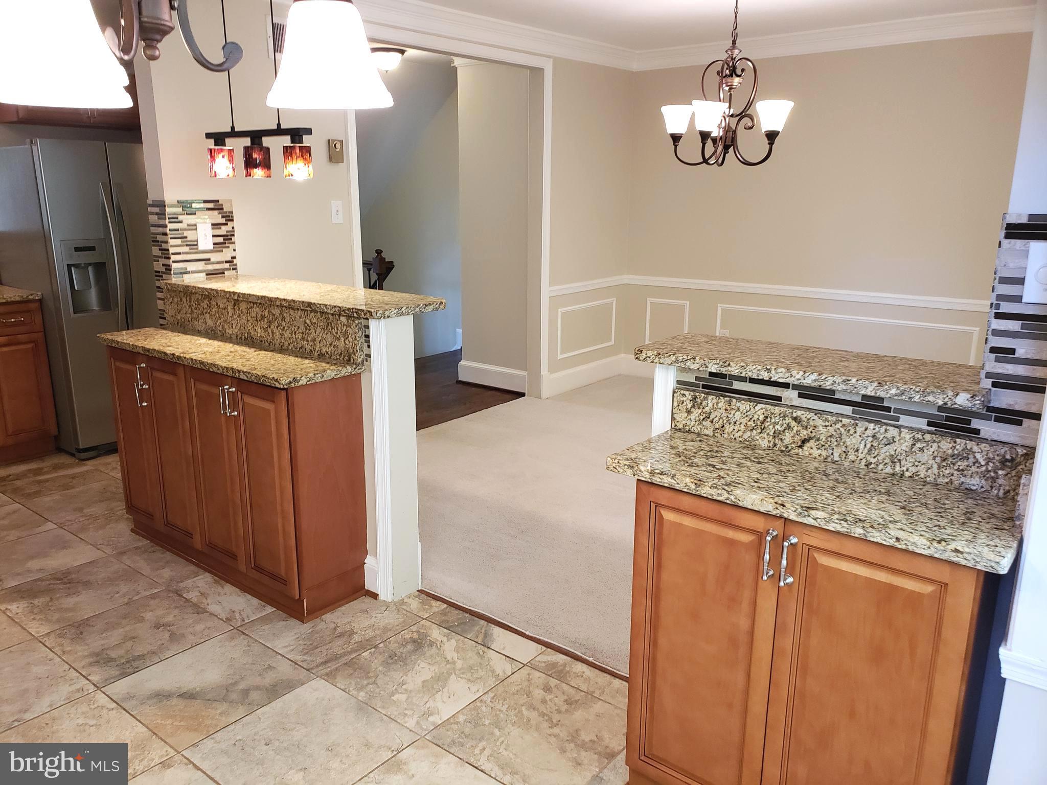 6415 Wainfleet Court Springfield, VA 22152 - Photo 12 of 22 Kitchen