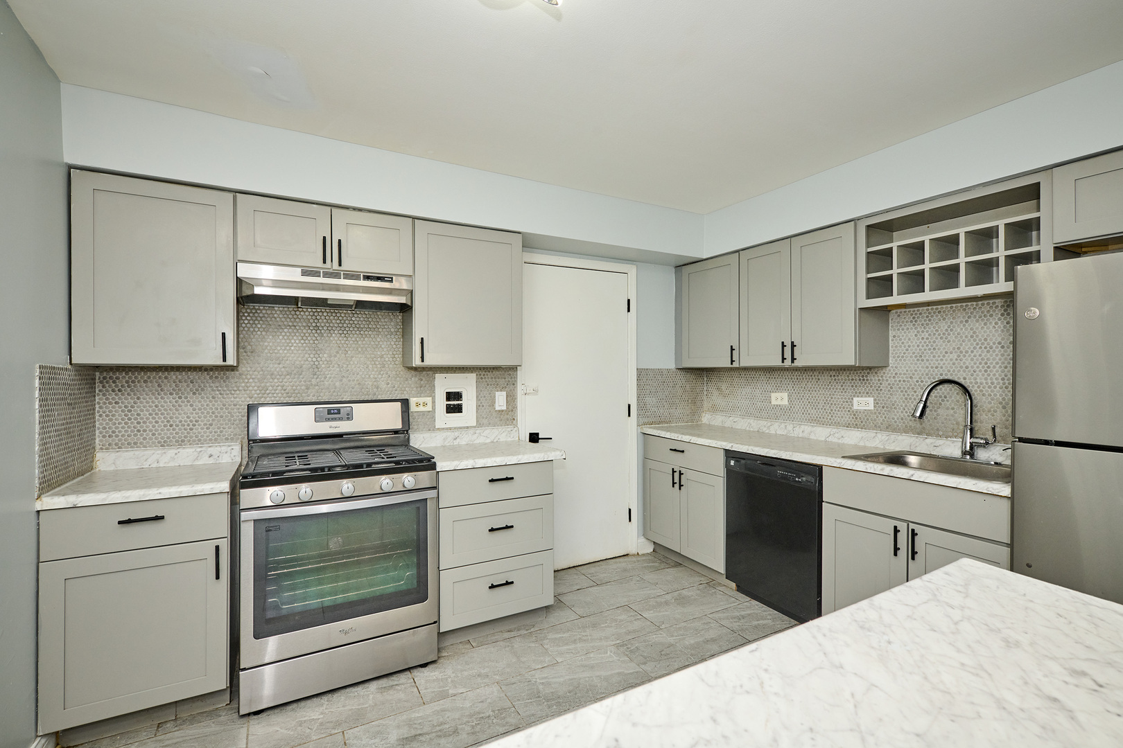 1320 Lore Lane, Unit 101A Lombard, IL 60148 - Photo 19 of 65