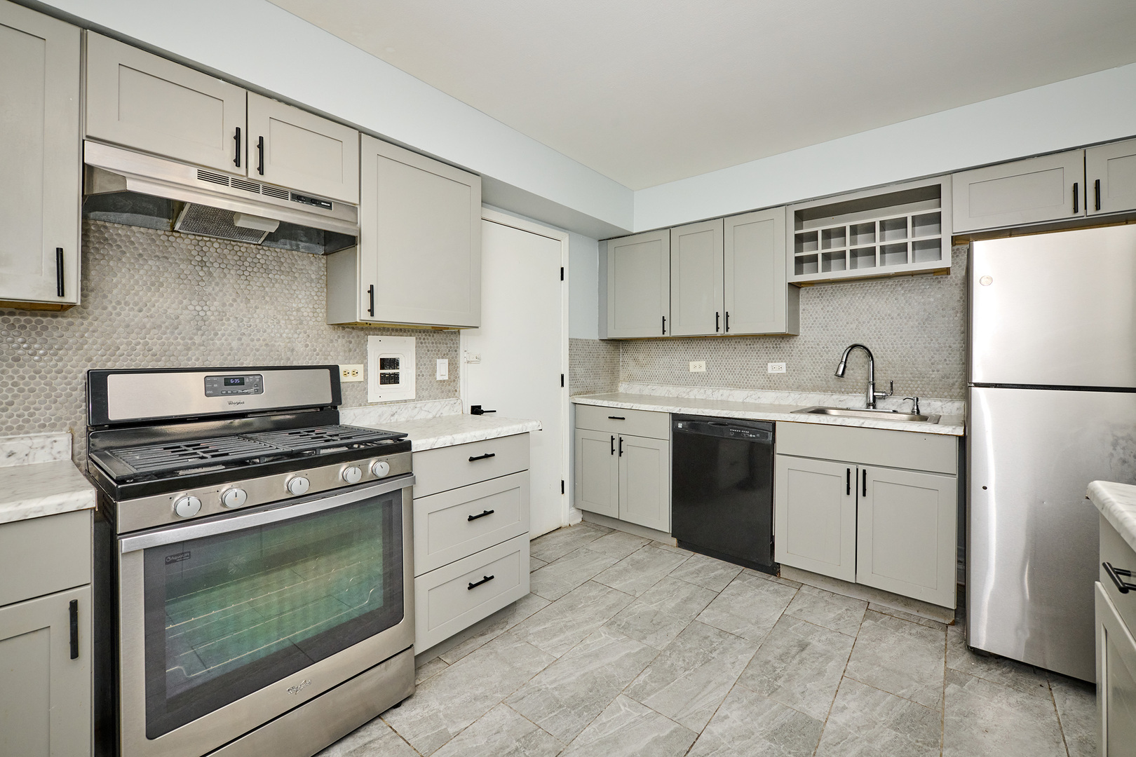 1320 Lore Lane, Unit 101A Lombard, IL 60148 - Photo 22 of 65