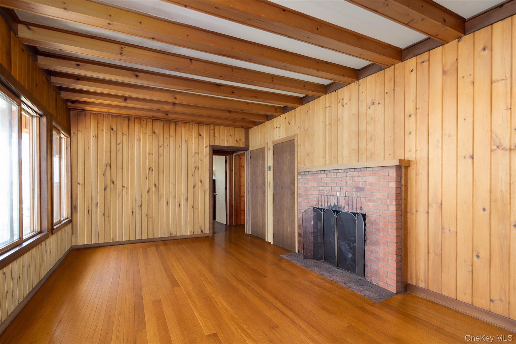 300 Terry Path Mattituck, NY 11952 - Photo 9 of 15