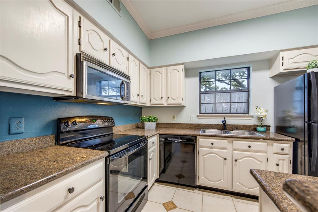 2835 Keller Springs Road, Unit 101 Carrollton, TX 75006 - Photo 9 of 22 Just as cute as ever....