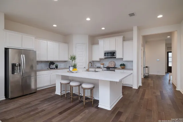 $504,900 | 552 Chinkapin Trail, New Braunfels, TX 78132