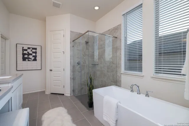 $504,900 | 552 Chinkapin Trail, New Braunfels, TX 78132