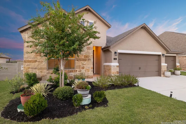 $504,900 | 552 Chinkapin Trail, New Braunfels, TX 78132