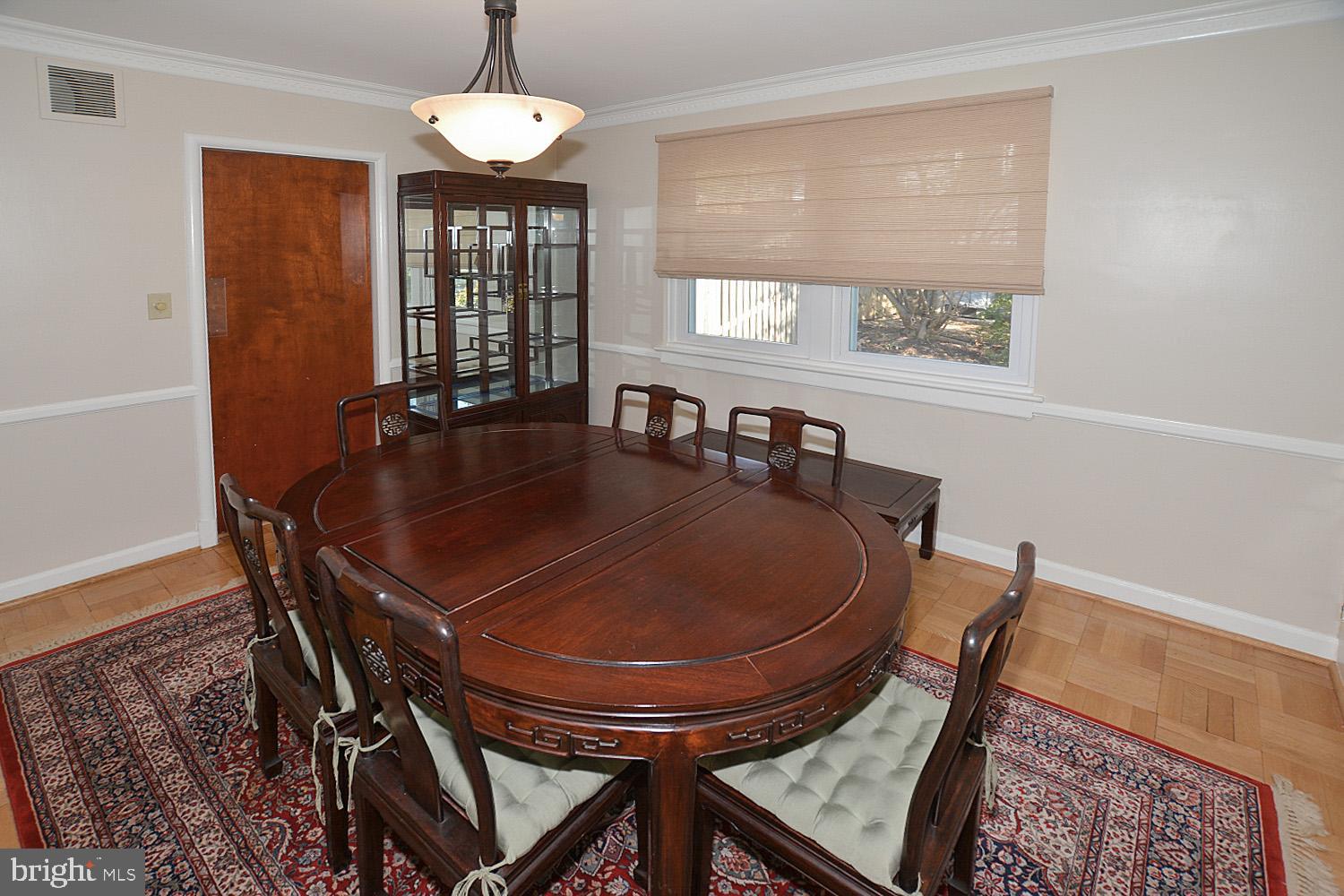 1515 23rd Road South Arlington, VA 22202 - Photo 20 of 34 DINING ROOM