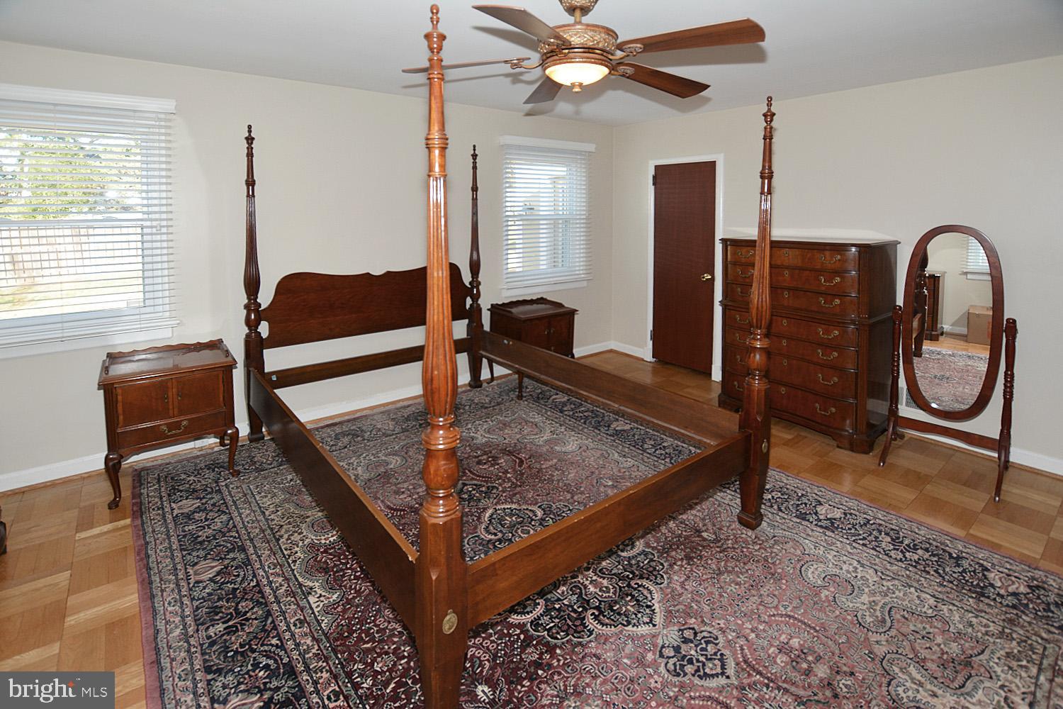 1515 23rd Road South Arlington, VA 22202 - Photo 24 of 34 MASTER BEDROOM WITH 2 CLOSETS