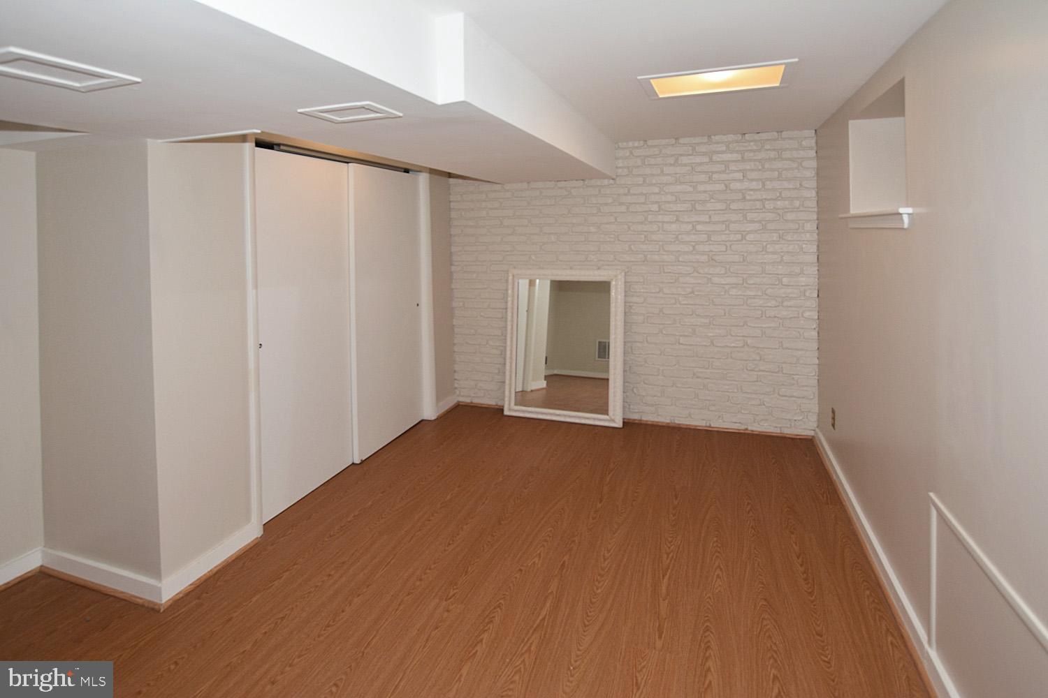 1515 23rd Road South Arlington, VA 22202 - Photo 31 of 34 LOWER LEVEL MULTI PURPOSE FINISHED ROOM