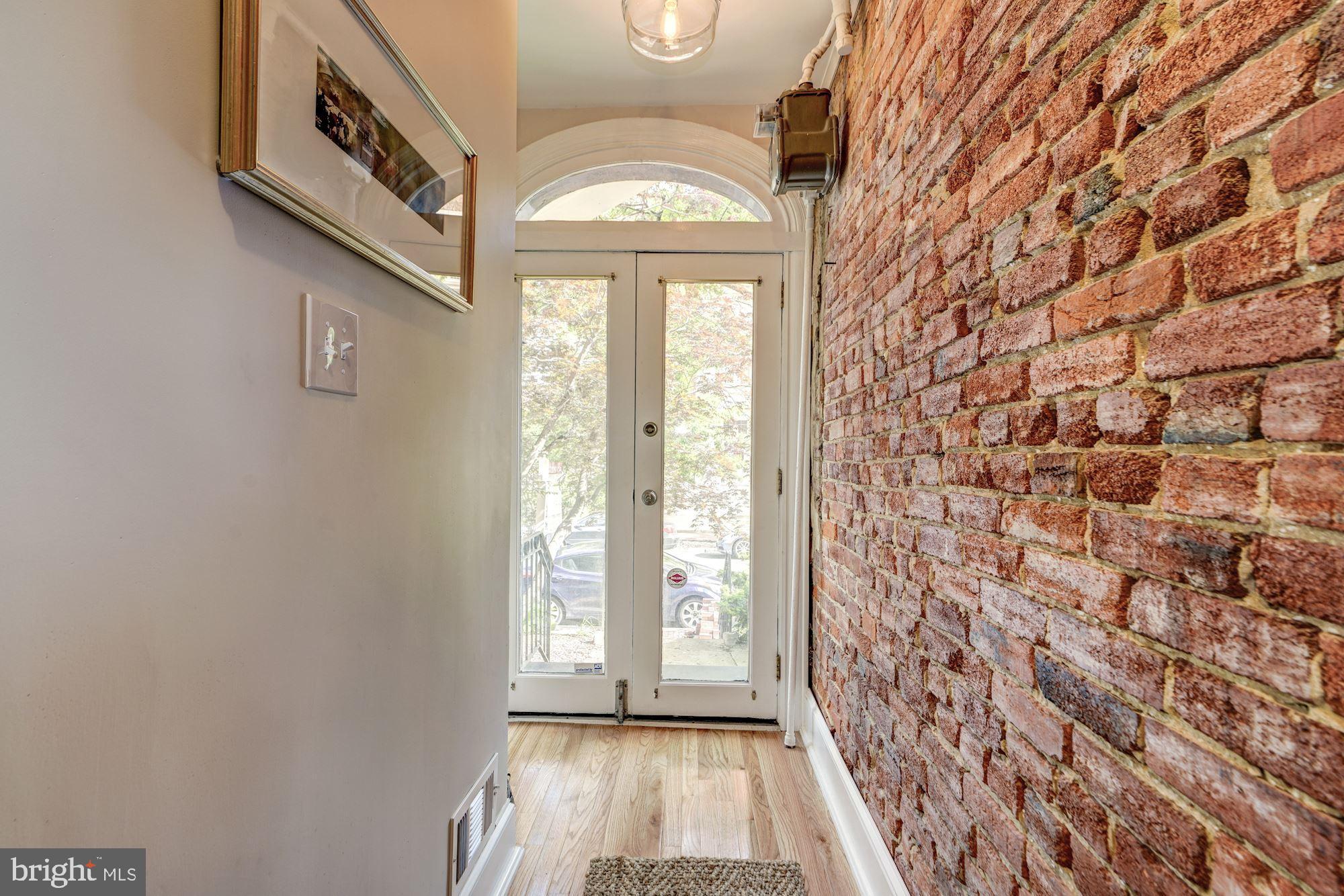 411 E Street Northeast Washington, DC 20002 - Photo 2 of 25