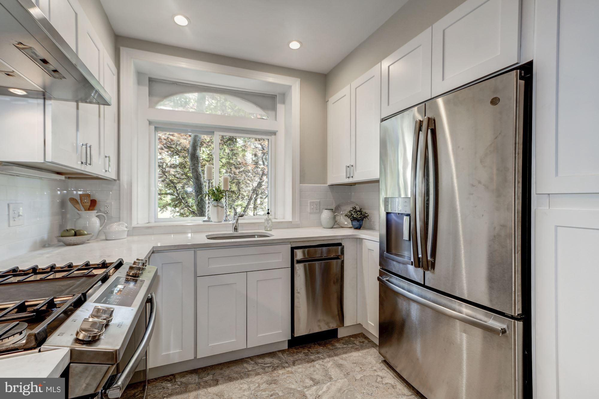 411 E Street Northeast Washington, DC 20002 - Photo 4 of 25