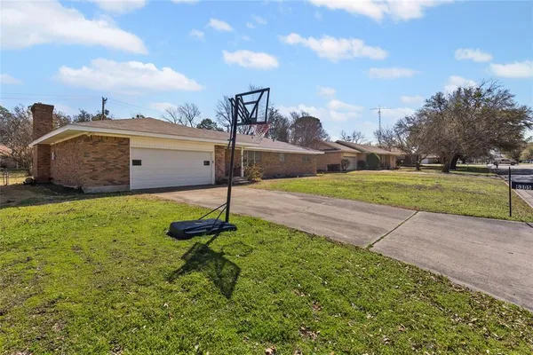 $2,000 | 6305 Chapman Drive, Greenville, TX 75402