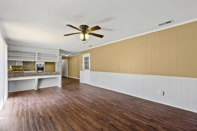 $2,000 | 6305 Chapman Drive, Greenville, TX 75402