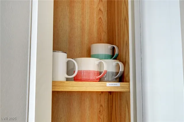 $795,000 | 1486 Powder Horn Drive, Henderson, NV 89014