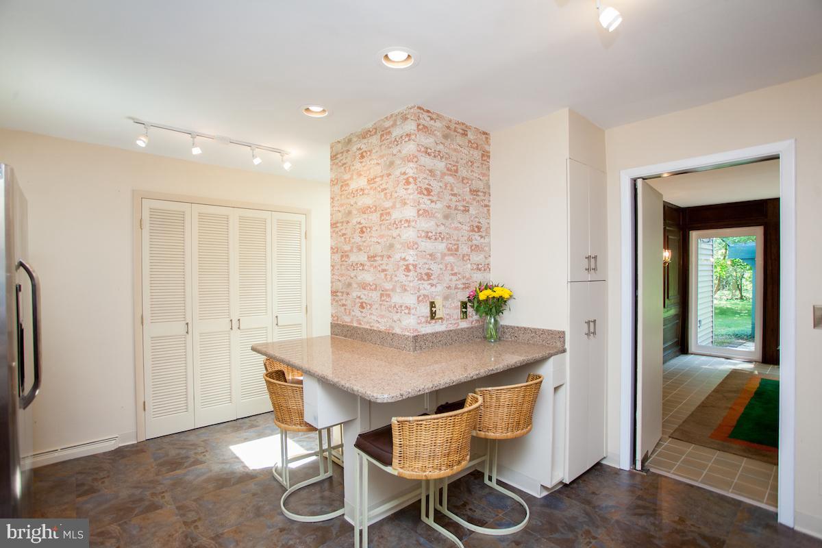 2925 Street Road Doylestown, PA 18902 - Photo 11 of 38 L-Shaped Kitchen with Granite Island