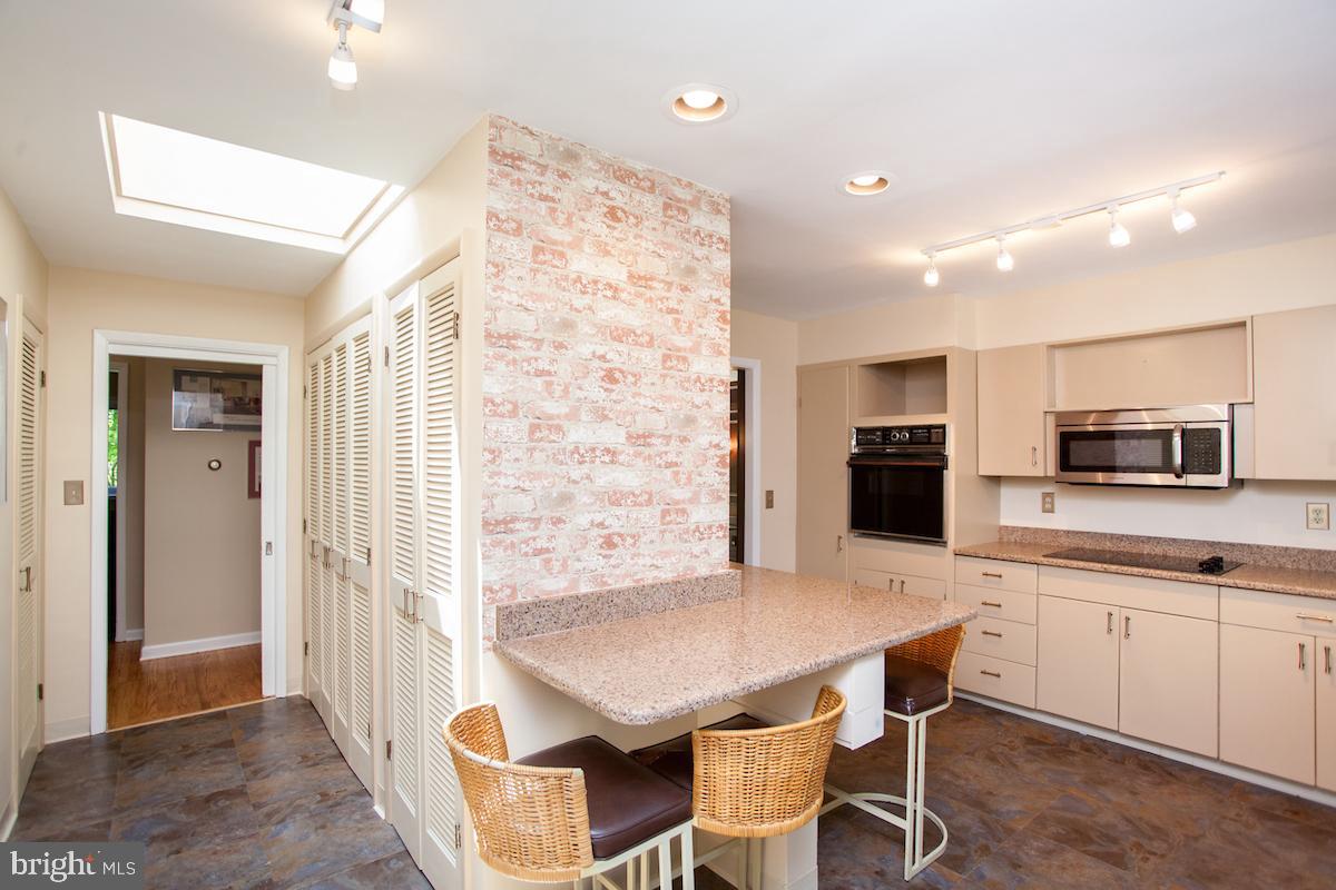 2925 Street Road Doylestown, PA 18902 - Photo 12 of 38 Both Sides Of Kitchen
