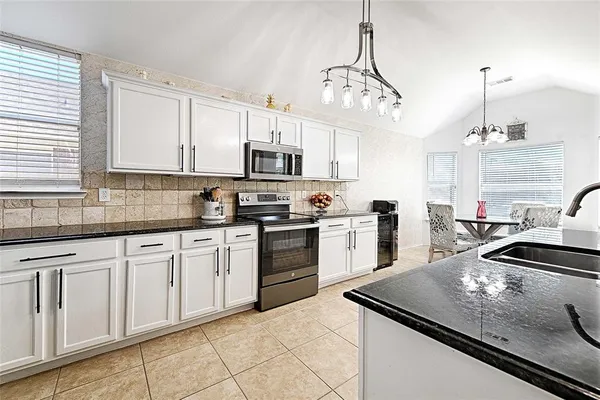 $399,000 | 3114 Blake Street, Corinth, TX 76210