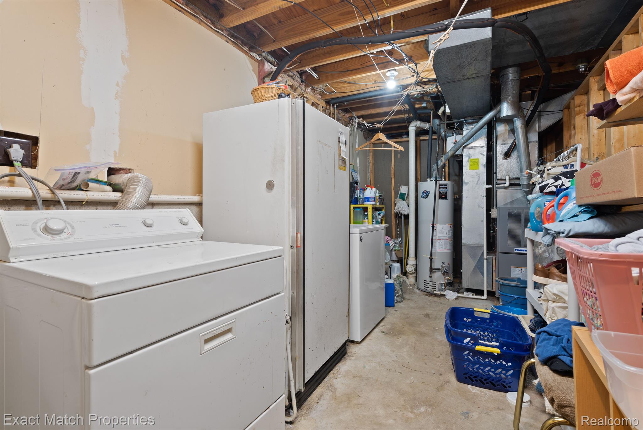 15904 Ridgebrook Path Romulus, MI 48174 - Photo 18 of 25 Lower laundry with storage.