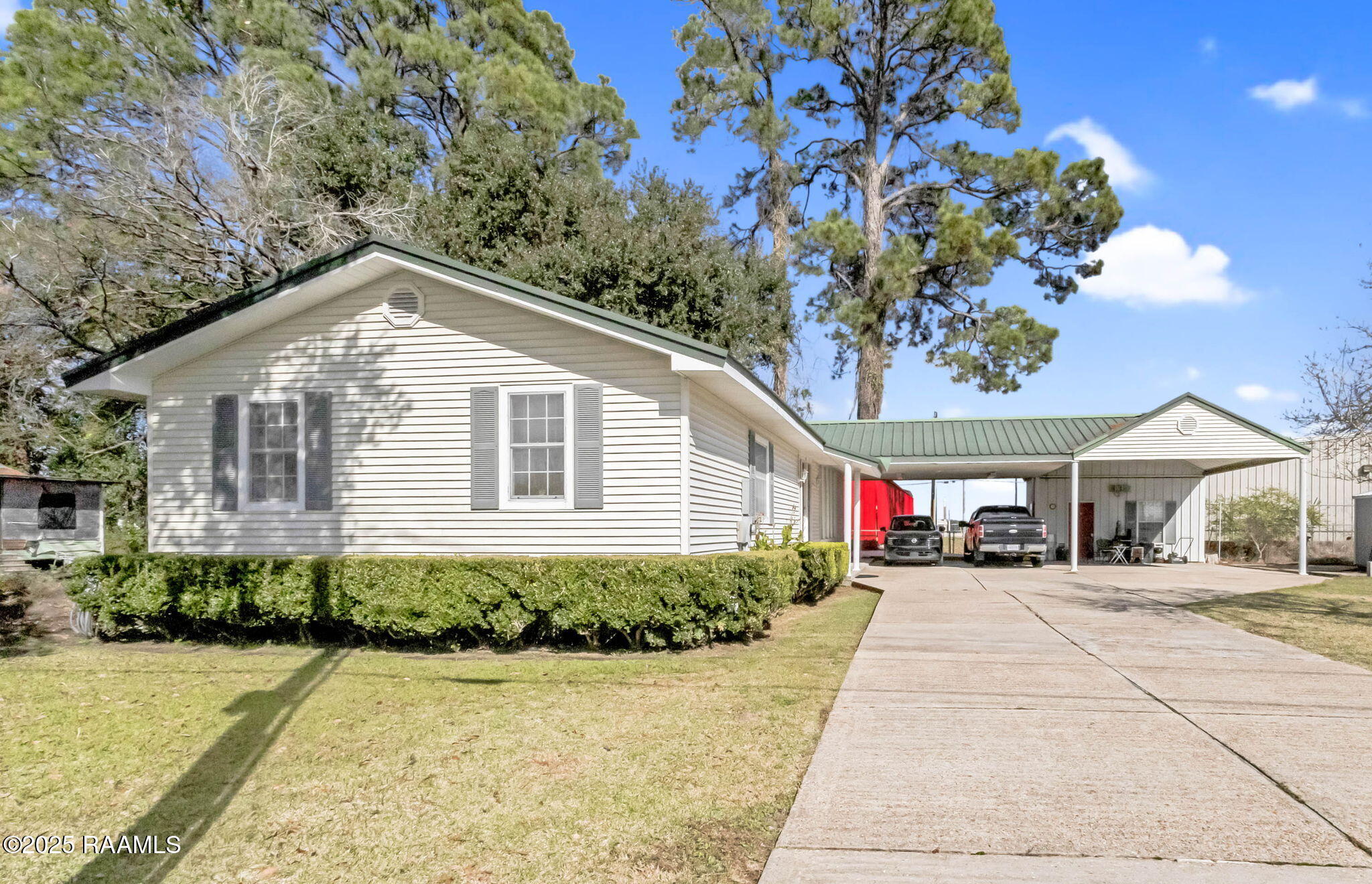 2-web-or-mls-108 lorna st-2