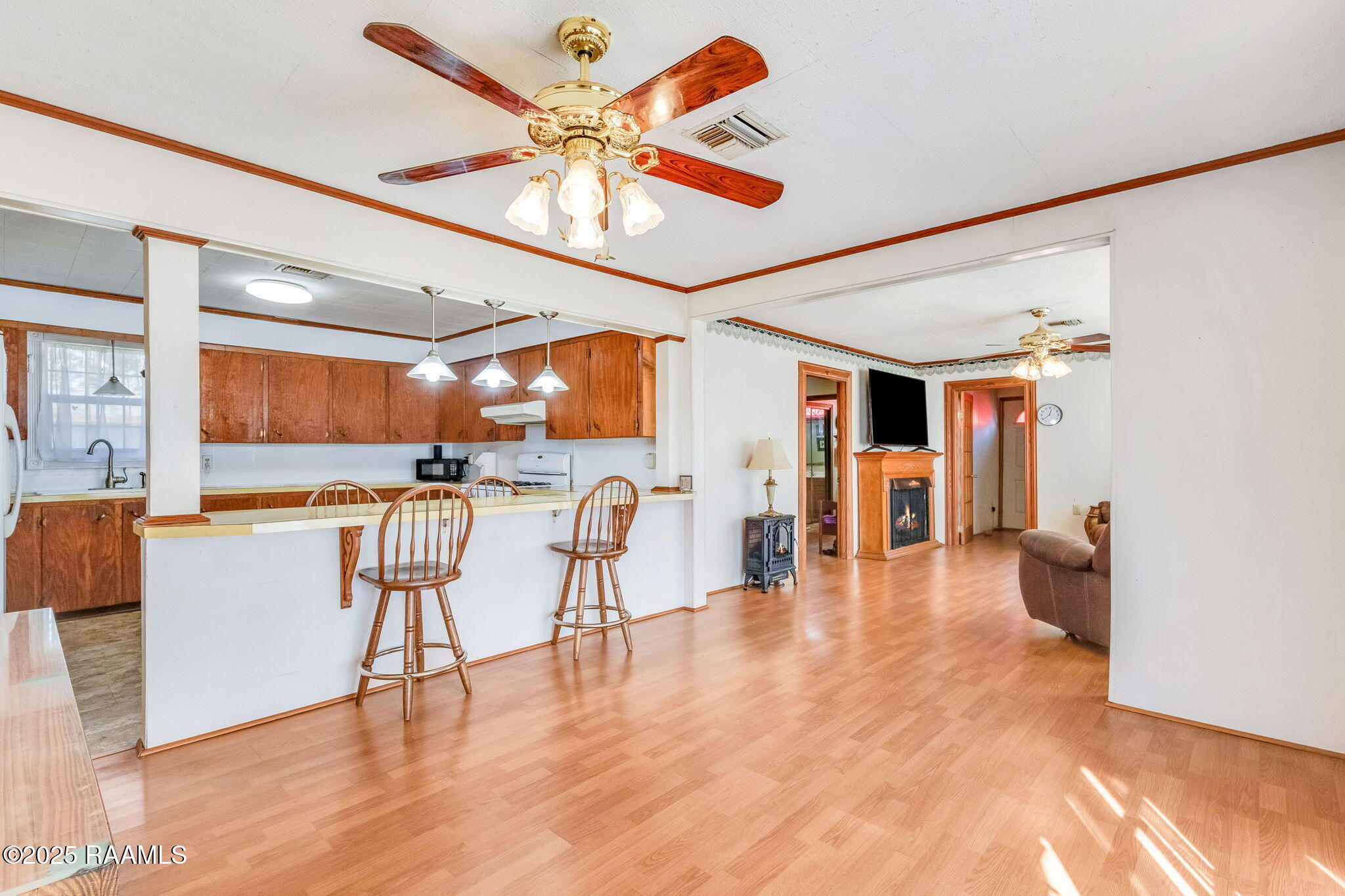 108 Lorna Street Lafayette, LA 70508 - Photo 7 of 21 6-web-or-mls-108 lorna st-6