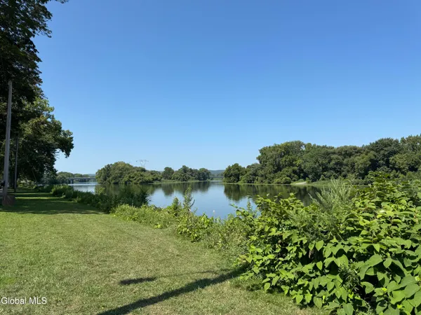 $250,000 | 19 Ingersoll Avenue, Schenectady, NY 12305