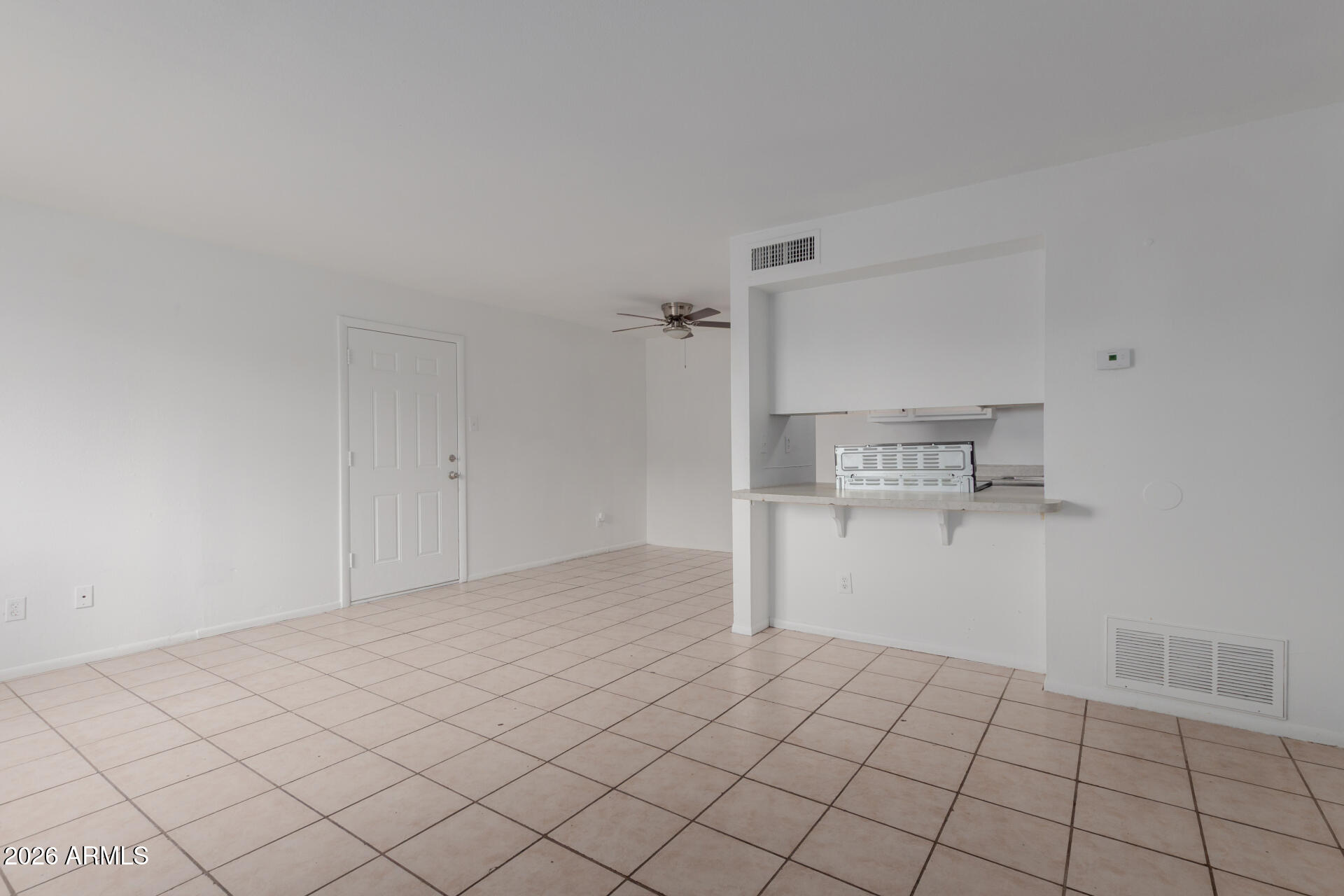 4002 West Palomino Road Phoenix, AZ 85019 - Photo 4 of 23 a view of empty room